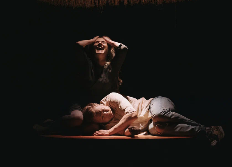 Похороните меня за плинтусом