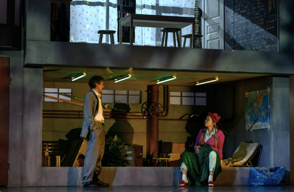 Жил. Был. Дом.